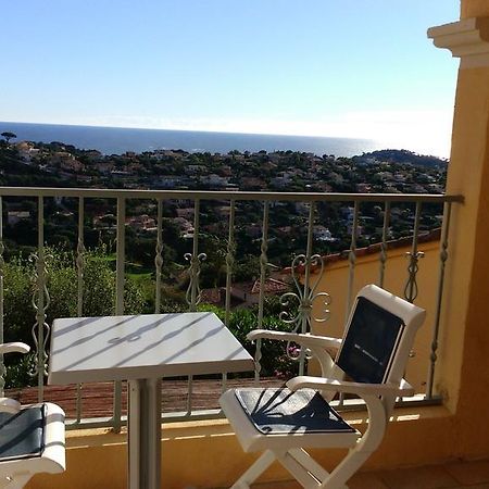 Mavilla Akwaba Sainte-Maxime Bagian luar foto