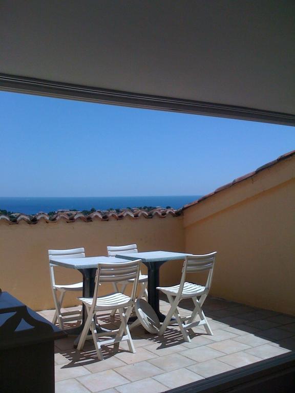 Mavilla Akwaba Sainte-Maxime Bagian luar foto
